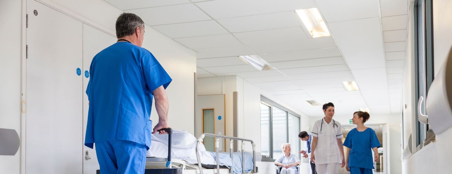 praticien hospitalier contractuel macsf